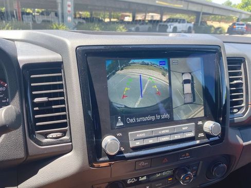 Used 2023 Nissan Frontier PRO-4X w/ Pro Convenience Package AWD/4WD image 17