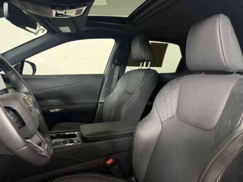Used 2023 Lexus RX 350 Premium w/ Cold Area Package FWD image 5