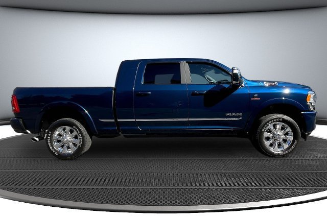 Used 2023 RAM 2500 Limited AWD/4WD image 4