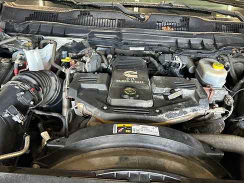 Used 2016 RAM 2500 Laramie w/ Convenience Group AWD/4WD image 34