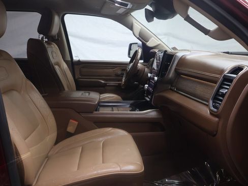 Used 2019 RAM 1500 Laramie Longhorn image 10