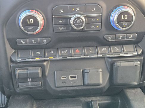 Used 2019 GMC Sierra 1500 AT4 w/ AT4 Premium Package image 22