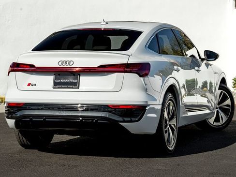 Used 2024 Audi Q8 e-tron Premium Plus w/ Premium Plus Package AWD/4WD image 9
