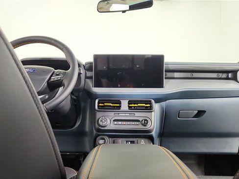 Used 2026 Ford Maverick Tremor AWD/4WD image 15