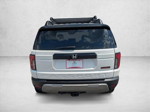 Certified 2026 Honda Passport TrailSport Elite image 6