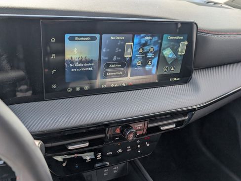 New 2026 Nissan Kicks SR image 10