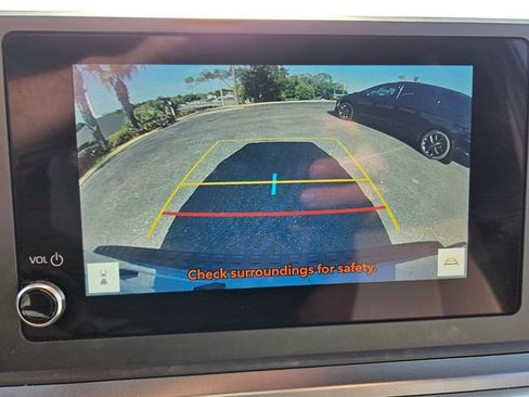 Used 2025 Toyota 4Runner SR5 AWD/4WD image 23