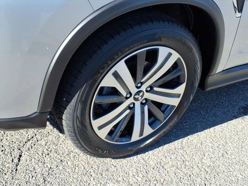 Used 2024 Mitsubishi Outlander Sport S 2.0 AWC image 10