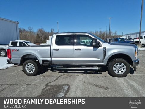 Used 2024 Ford F250 XLT w/ FX4 Off-Road Package image 4
