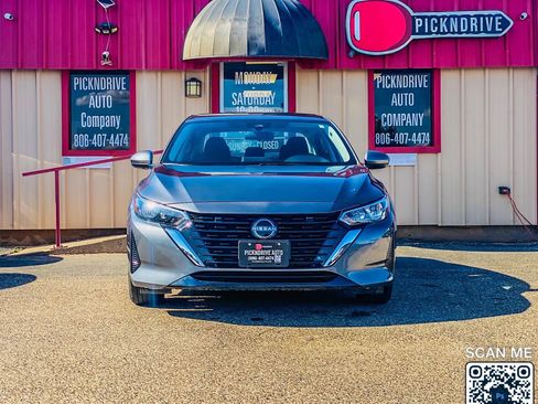 Used 2025 Nissan Sentra SV FWD image 3