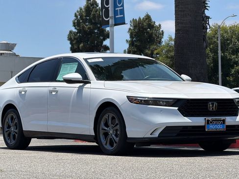 Certified 2025 Honda Accord EX-L image 6