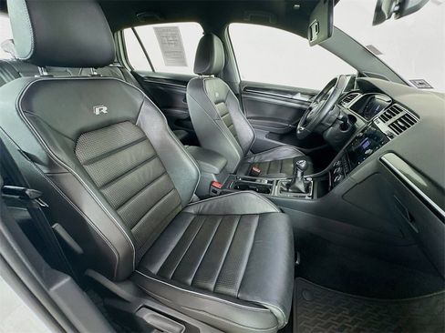 Used 2019 Volkswagen Golf R 4-Door image 28