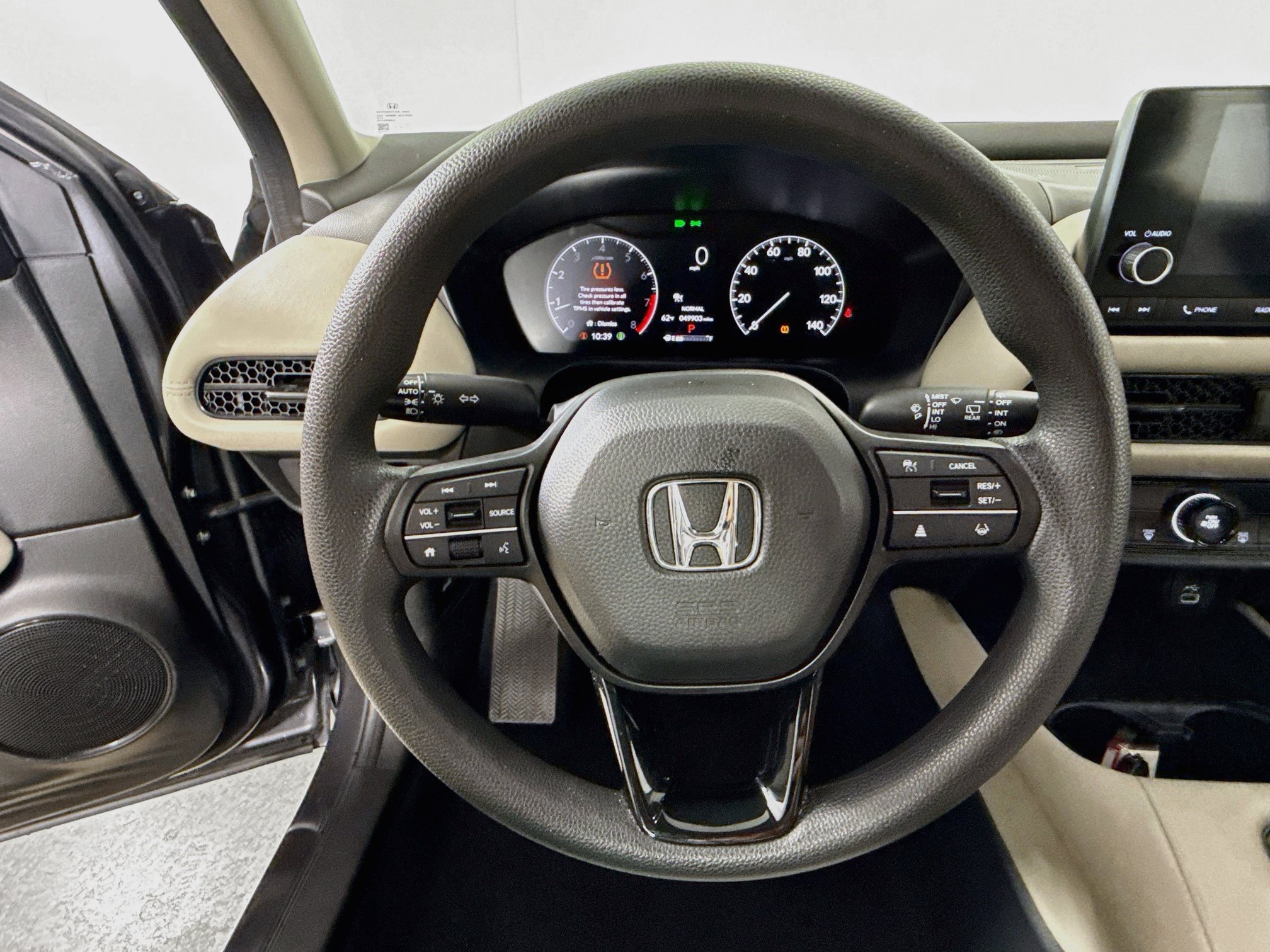 Used 2023 Honda HR-V LX image 11