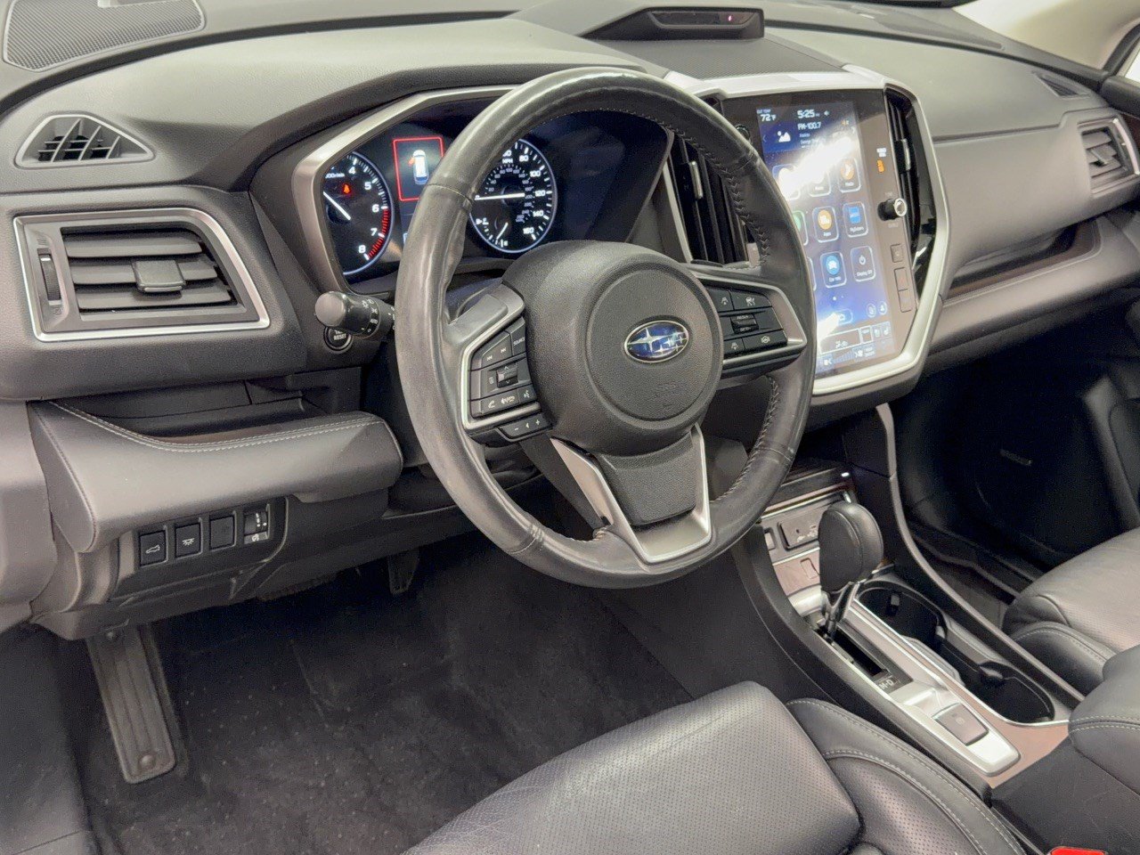 Used 2023 Subaru Ascent Touring AWD/4WD image 4