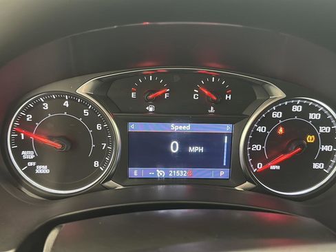 Used 2024 GMC Terrain SLT image 10