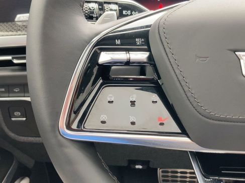 Certified 2025 Cadillac Escalade V w/ LPO, Floor Liner Package image 17