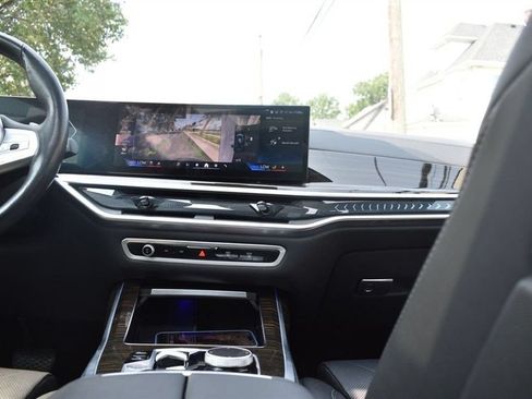 Used 2025 BMW X7 xDrive40i AWD/4WD image 27