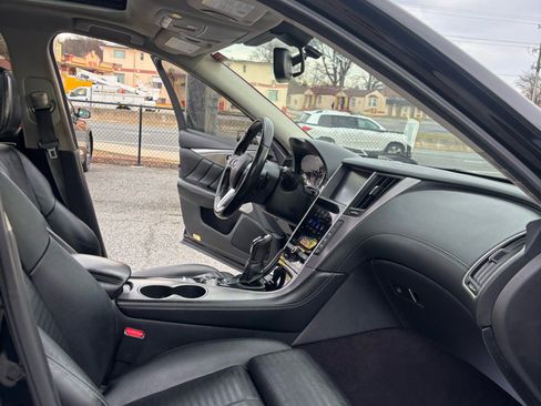Used 2019 INFINITI Q50 Sport w/ Cargo Package (L96) image 10