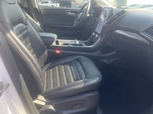Used 2024 Ford Edge SEL w/ Convenience Package AWD/4WD image 9