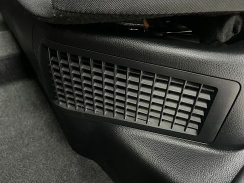 Used 2025 Toyota Prius LE image 24