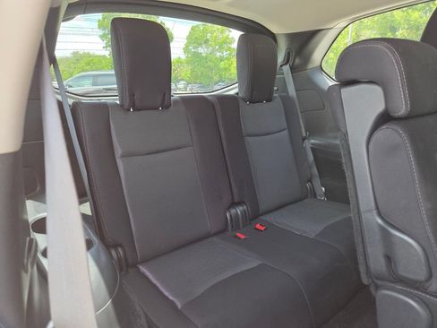 Used 2019 Nissan Pathfinder SV FWD image 20