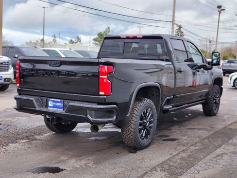 New 2026 Chevrolet Silverado 2500 High Country w/ Midnight Edition AWD/4WD image 5