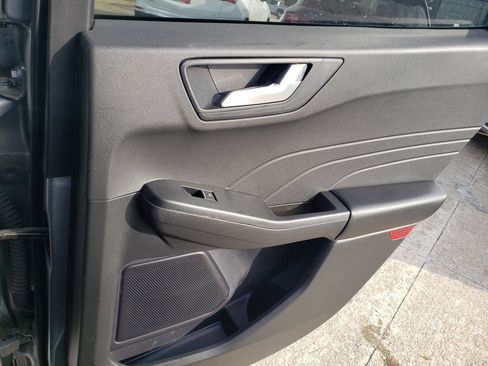 Used 2024 Ford Escape ST-Line image 27