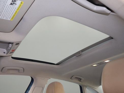 Used 2019 Volkswagen Jetta SEL image 25