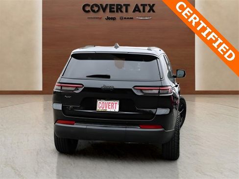 Used 2025 Jeep Grand Cherokee L Altitude image 4