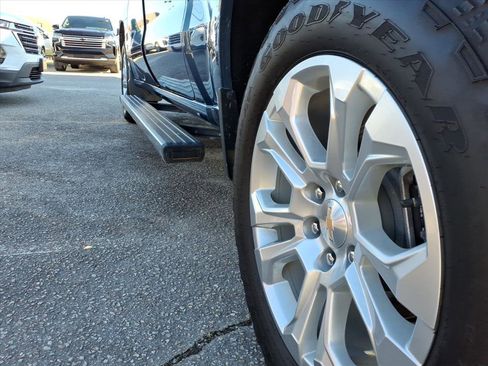 Used 2024 Chevrolet Silverado 1500 LTZ w/ Technology Package image 20