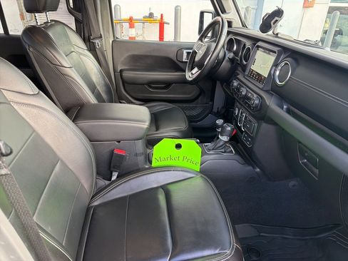 Certified 2021 Jeep Gladiator Overland w/ Popular Equipment Package image 20