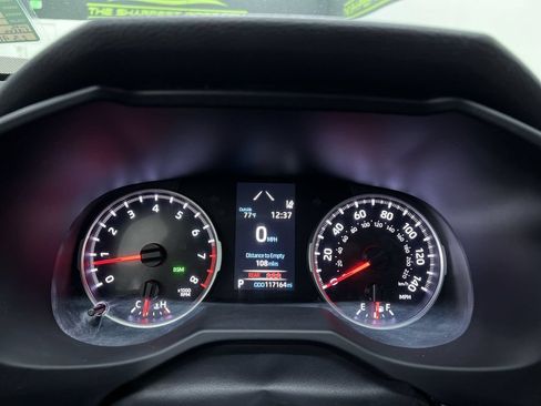 Used 2021 Toyota RAV4 XLE AWD/4WD image 19