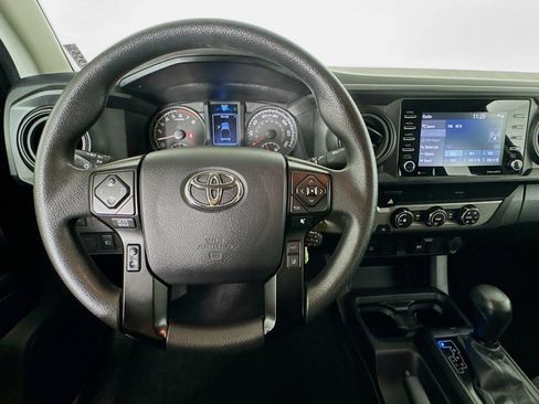 Used 2022 Toyota Tacoma SR RWD image 10