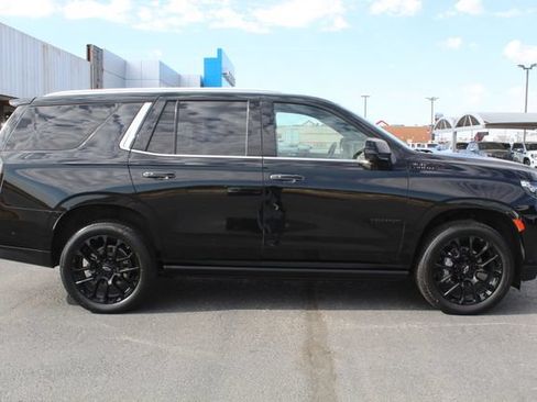 Used 2024 Chevrolet Tahoe High Country w/ Advanced Technology Package AWD/4WD image 2