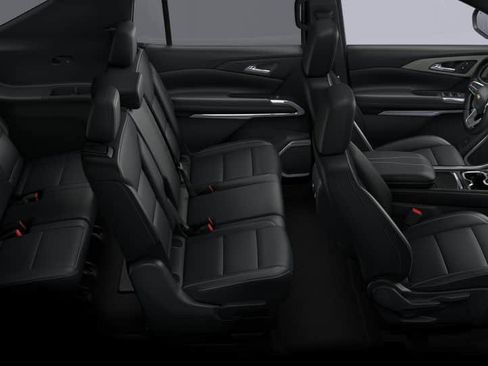 New 2025 Chevrolet Traverse LT w/ Sun and Wheel Package image 25