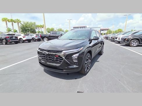 New 2026 Chevrolet Trax RS w/ Driver Confidence Package FWD image 23