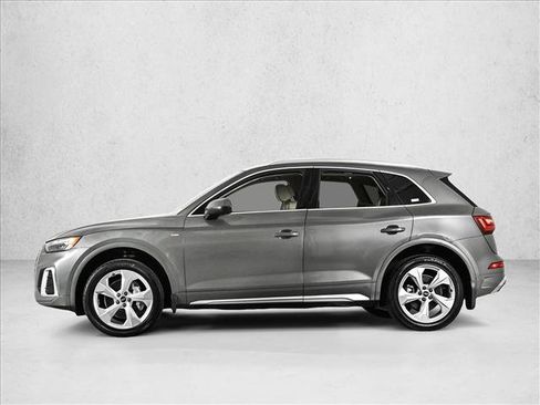 Used 2023 Audi Q5 2.0T Premium Plus w/ Premium Plus Package AWD/4WD image 8