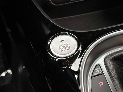 Used 2017 Kia Soul ! FWD image 15