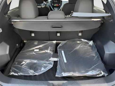 Used 2025 Subaru Crosstrek 2.0i Premium AWD/4WD image 16