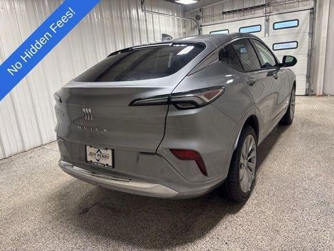 New 2026 Buick Envista Avenir image 4