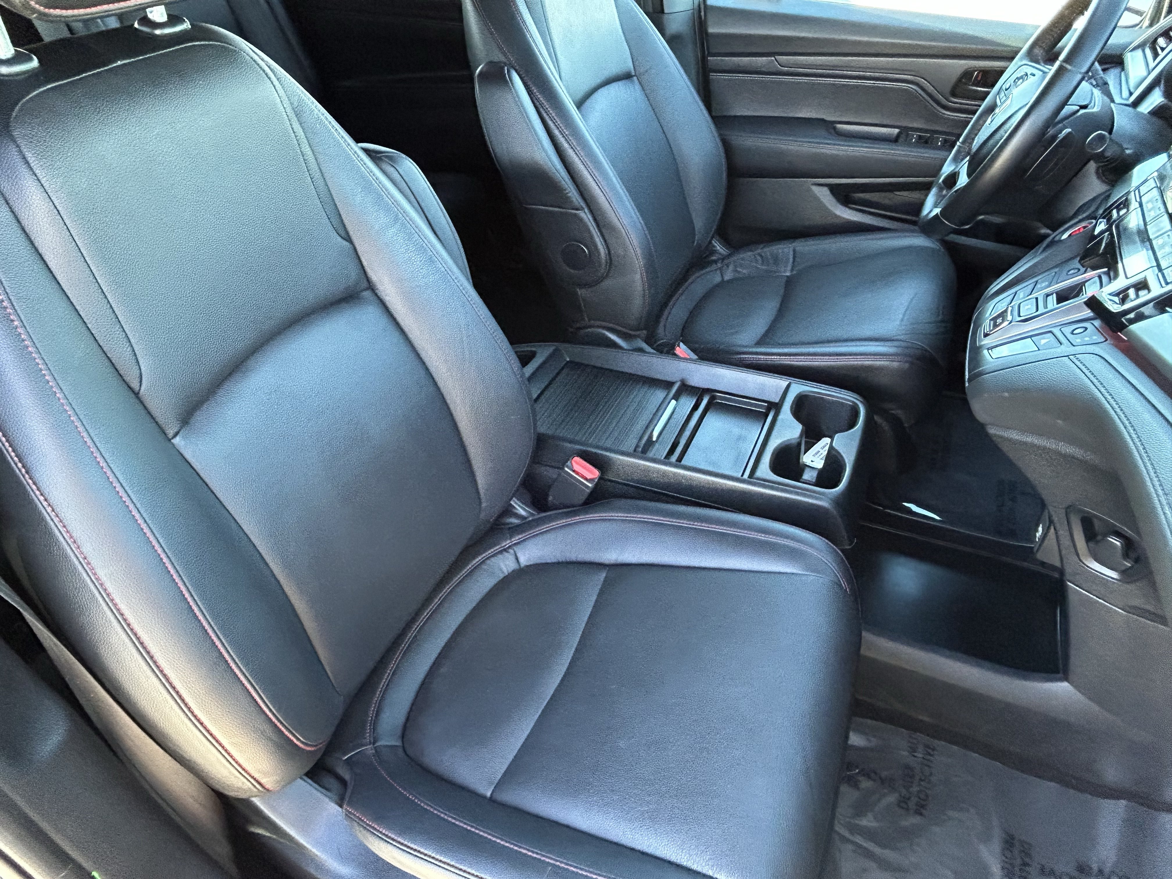Used 2024 Honda Odyssey Sport image 11
