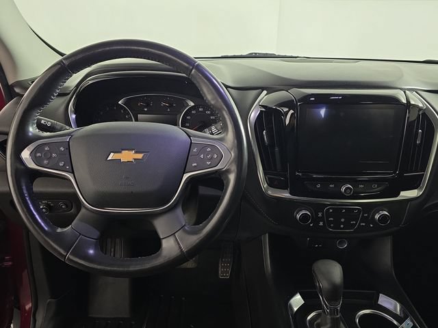 Used 2021 Chevrolet Traverse LT w/ LPO, Black Accent Package AWD/4WD image 12