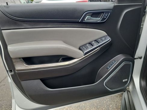 Used 2015 Chevrolet Tahoe LT RWD image 21