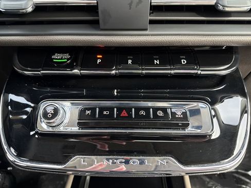 Certified 2023 Lincoln Corsair Standard w/ Equipment Group 101A image 27