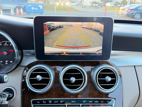 Used 2016 Mercedes-Benz C 300 4MATIC Sedan image 22