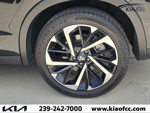 Used 2024 Mitsubishi Outlander SE Black Edition FWD image 10