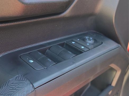 New 2026 Toyota Tacoma SR5 image 18