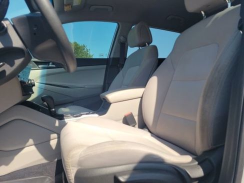 Used 2018 Hyundai Tucson SE w/ Cargo Package AWD/4WD image 29