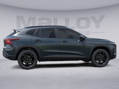 New 2026 Chevrolet Trax LT w/ Driver Confidence Package FWD image 6