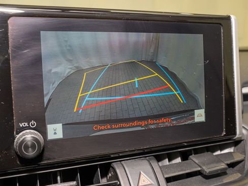 Used 2024 Toyota RAV4 LE image 12